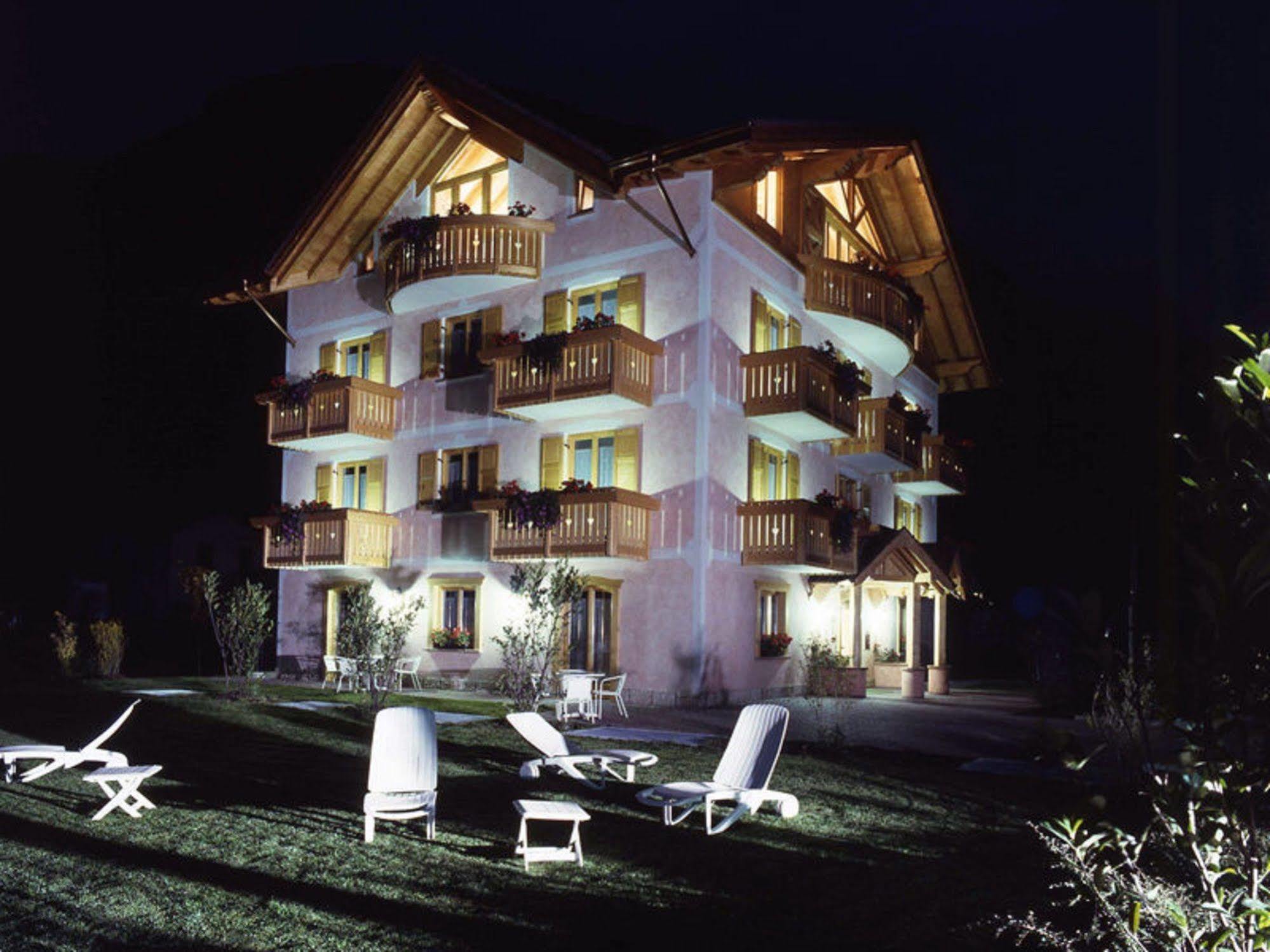 Residence Rio Piccolo Molveno Esterno foto
